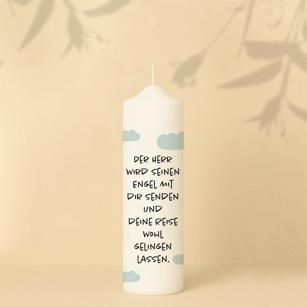 Personalisierte Geburtstagskerze mit Wal und Herzmotiv in Hellblau – liebevolles, maritimes Design für Kinderfeste.