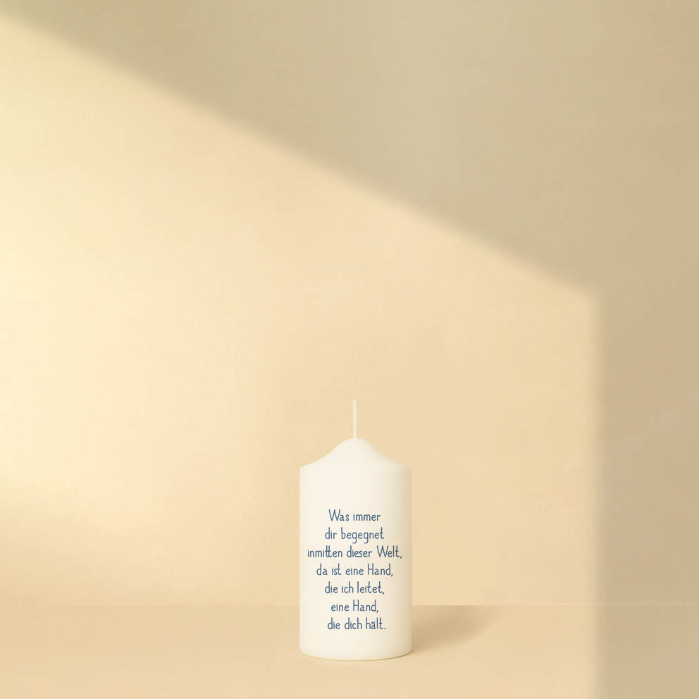 Taufkerze mit Kreuz aus bunten Kreisen, Name, Datum und Spruch – personalisiert und in zwei Größen erhältlich.