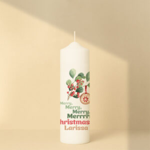 Personalisierte Weihnachtskerze mit Mistelzweig in Rot-Grün und modernem Schriftzug „Merry Christmas“ – fröhlich und festlich.